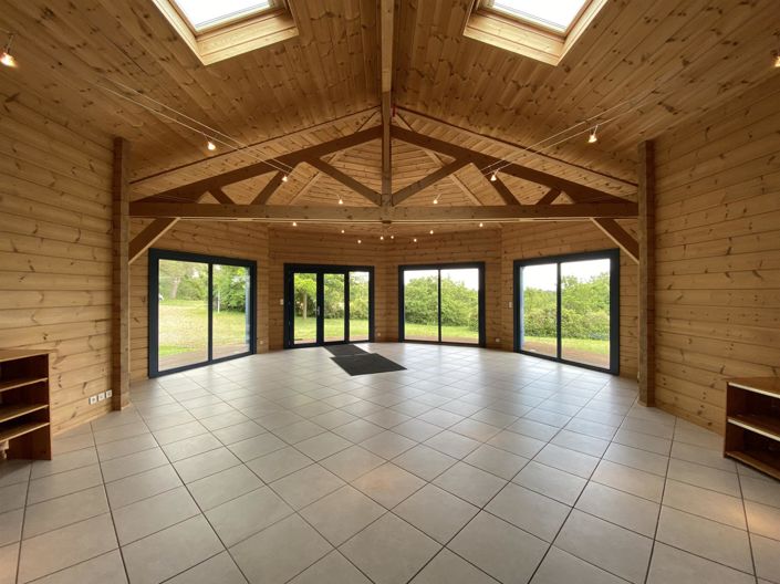 Image No.2-5 Bed House for sale