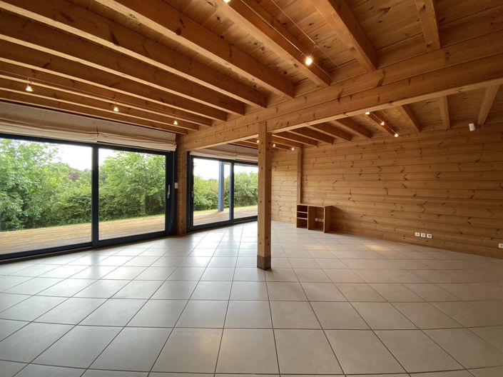 Image No.6-5 Bed House for sale