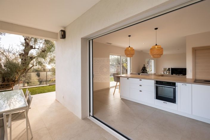 Image No.7-4 Bed House for sale