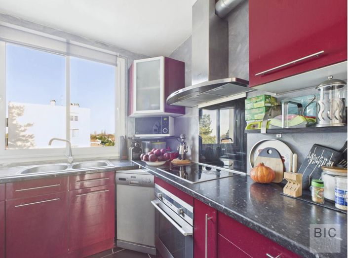 Image No.4-2 Bed Apartment for sale