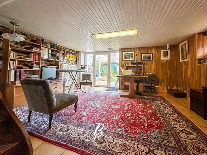 Image No.16-5 Bed House for sale