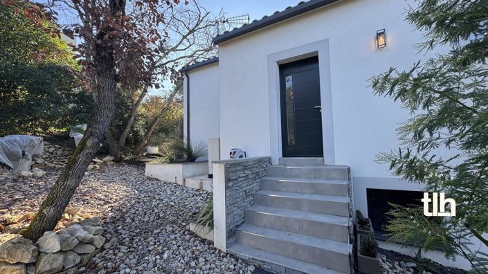 Image No.20-4 Bed House for sale