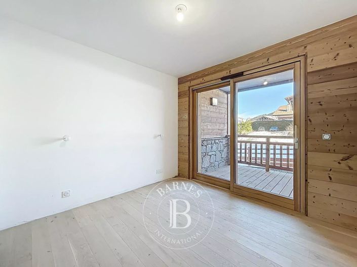 Image No.15-4 Bed Apartment for sale