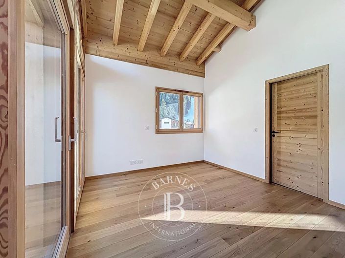 Image No.19-4 Bed Apartment for sale