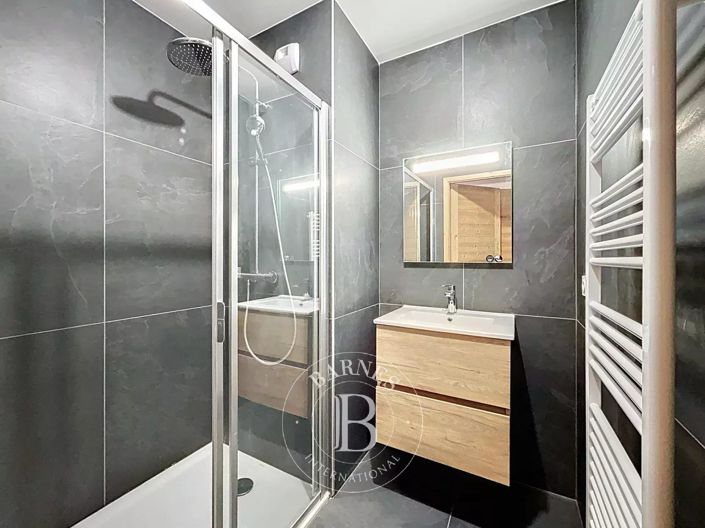 Image No.25-4 Bed Apartment for sale