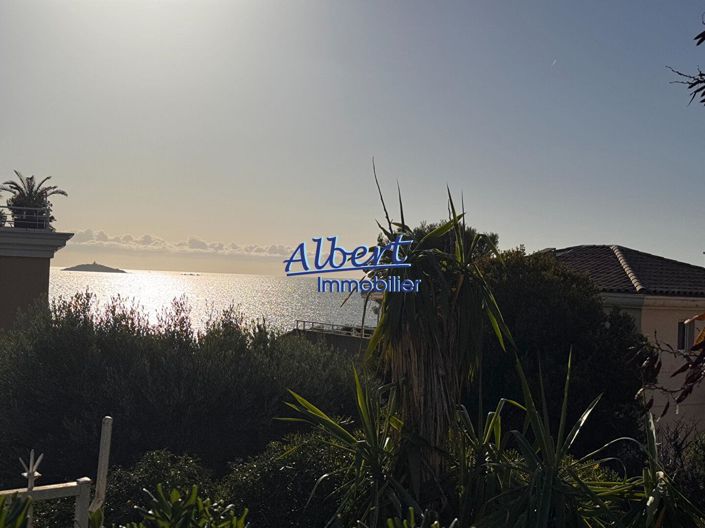 Image No.2-Appartement de 2 chambres à vendre à Sanary-sur-Mer