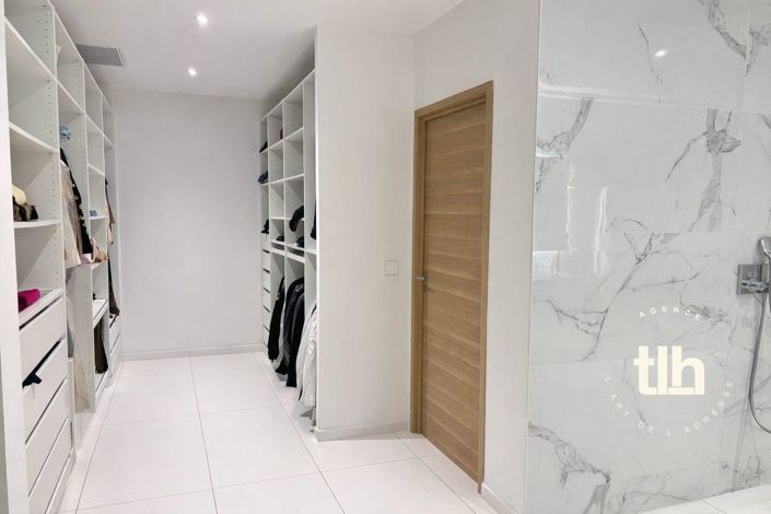 Image No.13-Propriété de 4 chambres à vendre à Assas