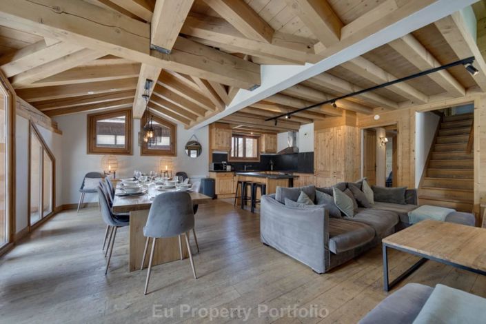 Image No.2-16 Bed House for sale