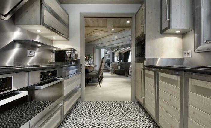 Image No.4-5 Bed House for sale