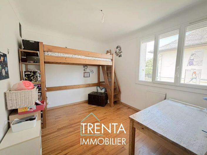 Image No.14-3 Bed House for sale