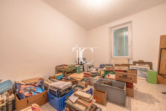 Image No.14-5 Bed House for sale