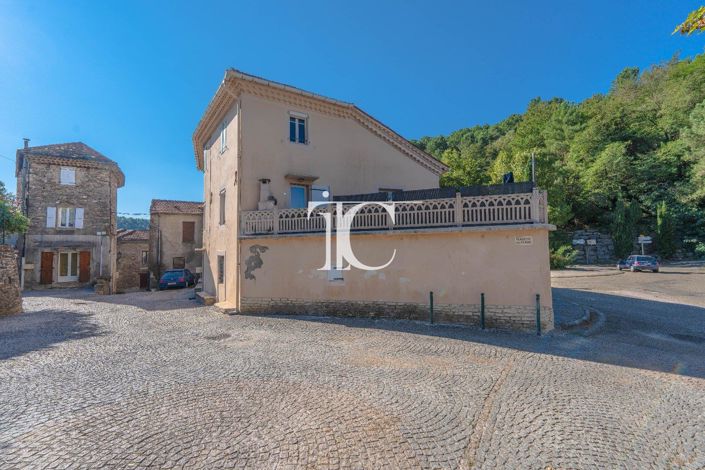 Image No.16-5 Bed House for sale