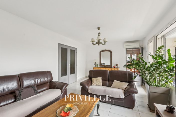 Image No.4-3 Bed Apartment for sale