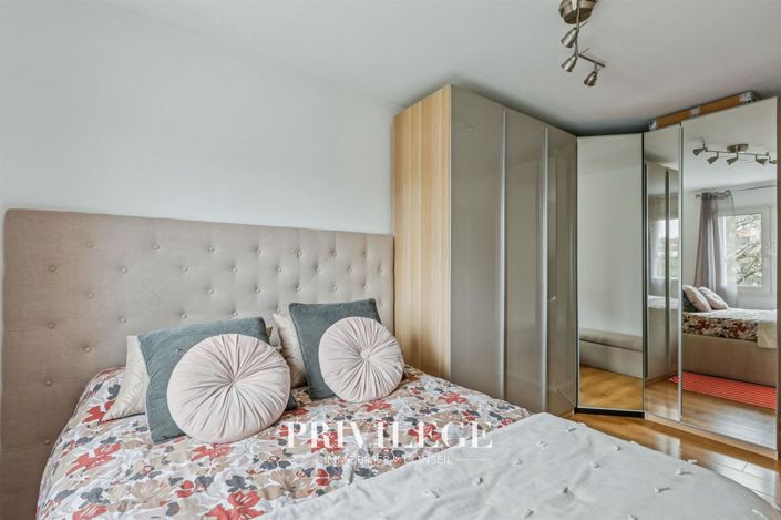 Image No.8-3 Bed Apartment for sale