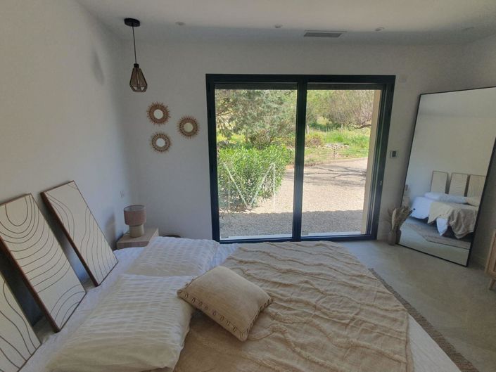 Image No.22-5 Bed House for sale