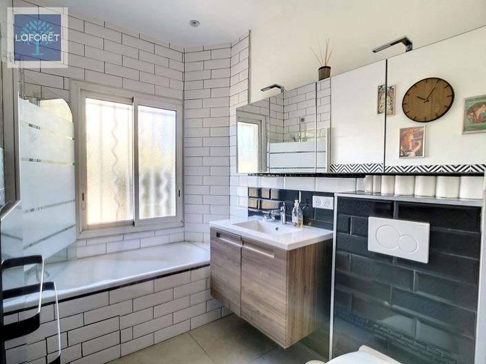 Image No.9-4 Bed Apartment for sale