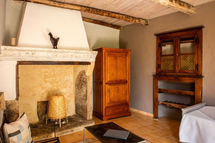 Image No.20-7 Bed House for sale