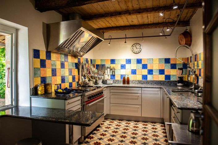 Image No.23-7 Bed House for sale