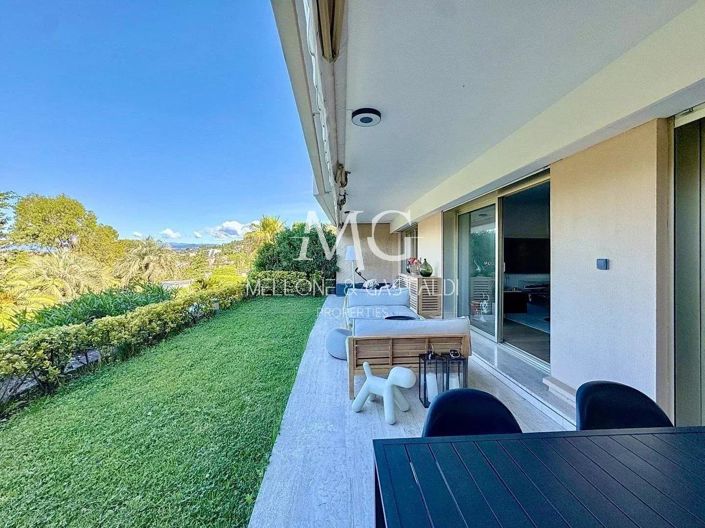 Image No.10-1 Bed Apartment for sale