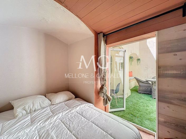 Image No.11-2 Bed Apartment for sale