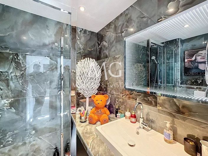 Image No.6-Apartment for sale