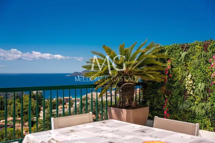 Image No.27-3 Bed Apartment for sale