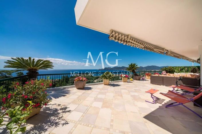 Image No.30-3 Bed Apartment for sale