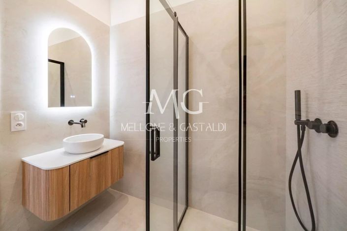 Image No.19-Apartment for sale