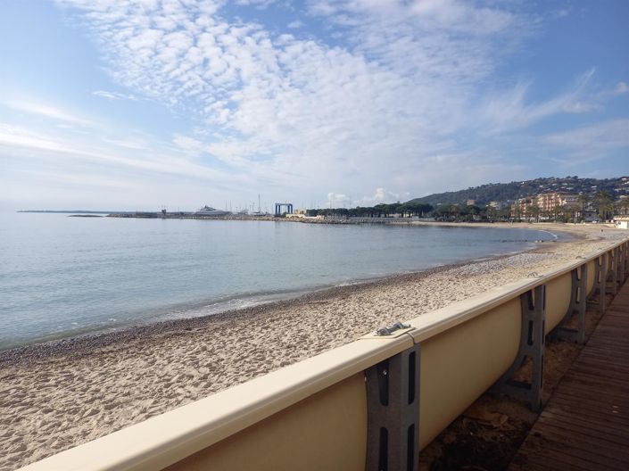 Image No.4-Appartement de 1 chambre à vendre à Golfe Juan