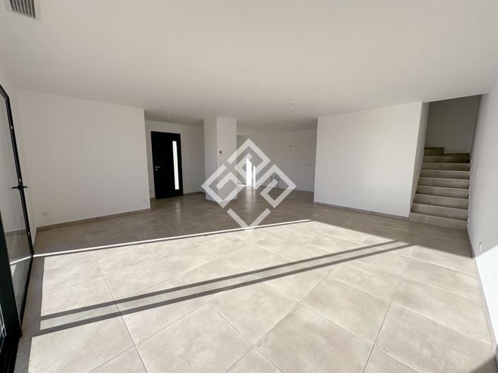 Image No.3-Maison de 3 chambres à vendre à Narbonne