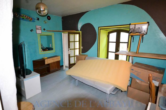 Image No.6-3 Bed House for sale