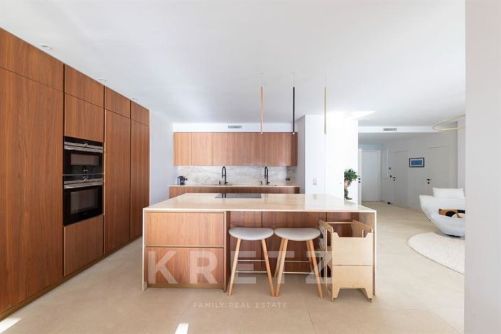 Image No.4-3 Bed Apartment for sale