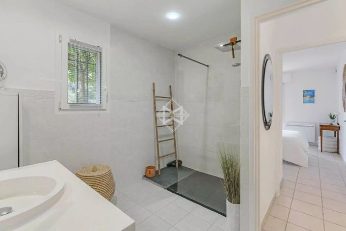 Image No.8-Maison de 3 chambres à vendre à Le Lavandou