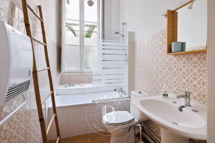 Image No.16-3 Bed House for sale