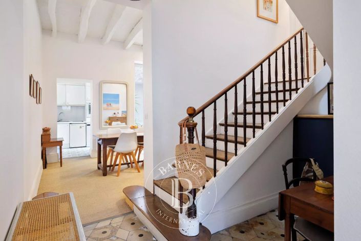 Image No.6-3 Bed House for sale