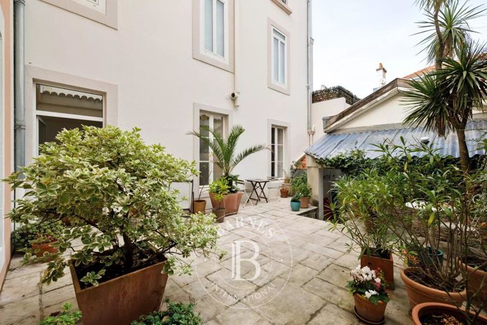 Image No.7-3 Bed House for sale