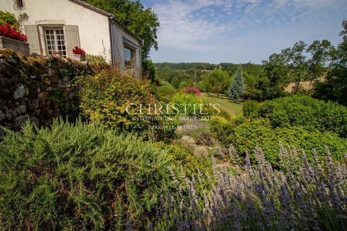 Image No.6-5 Bed House for sale