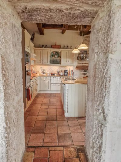 Image No.9-5 Bed House for sale