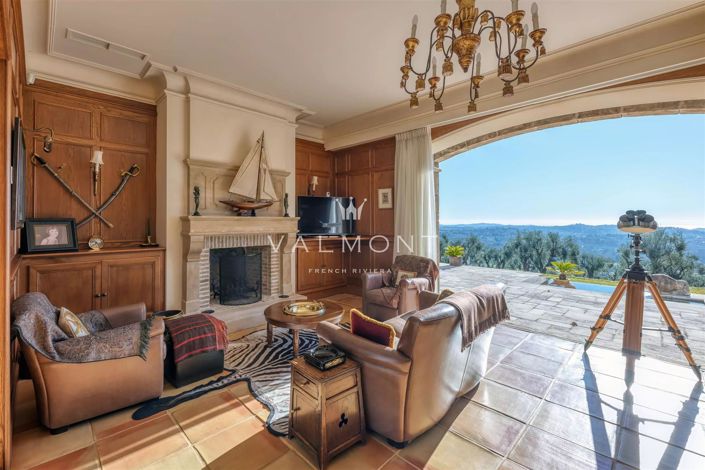 Image No.7-6 Bed House for sale