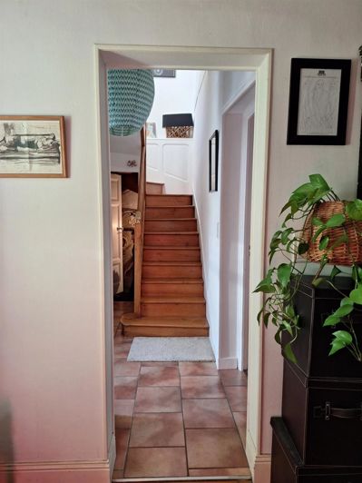 Image No.5-6 Bed House for sale