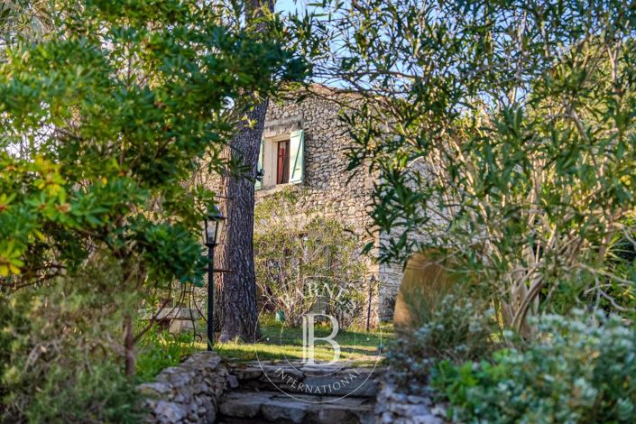 Image No.5-3 Bed House for sale