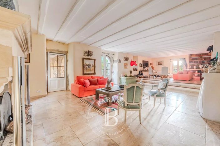 Image No.7-3 Bed House for sale