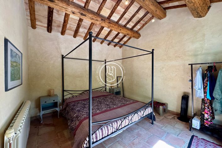 Image No.14-4 Bed House for sale