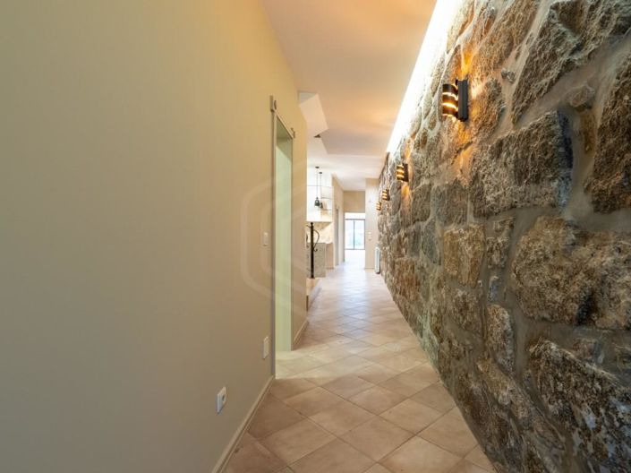 Image No.15-2 Bed House for sale