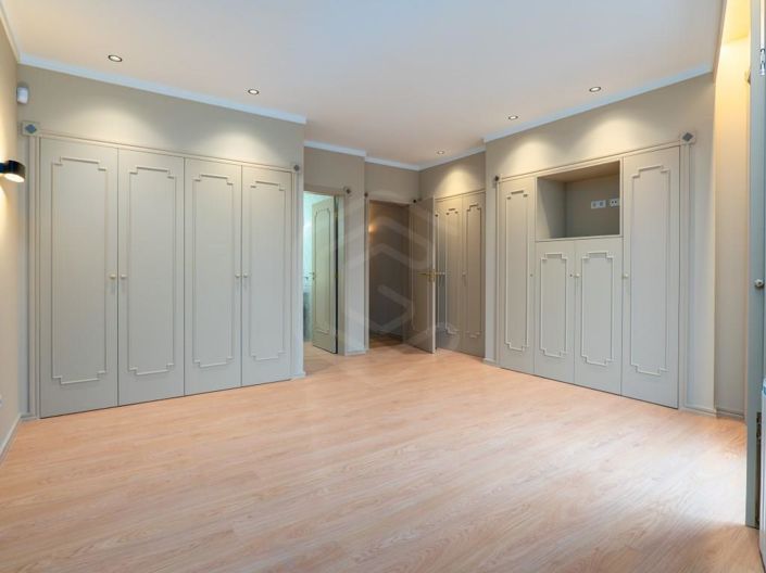 Image No.20-2 Bed House for sale