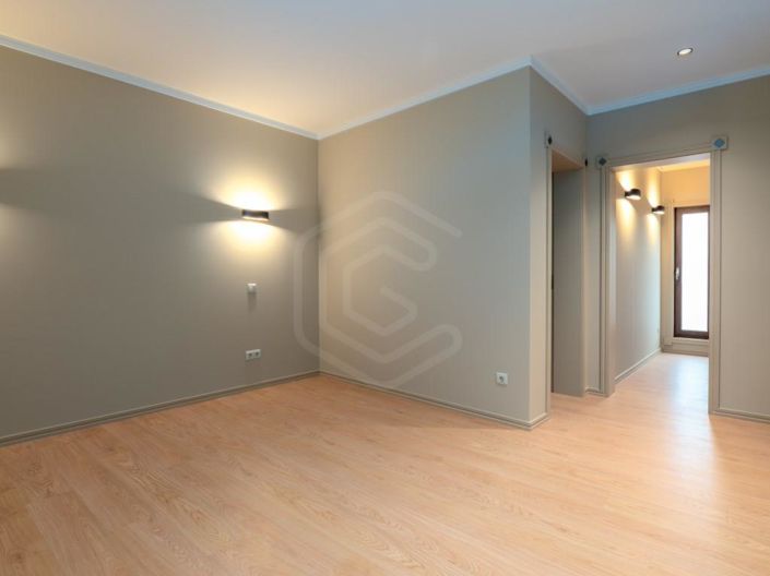 Image No.22-2 Bed House for sale