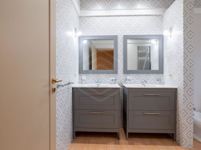 Image No.27-2 Bed House for sale