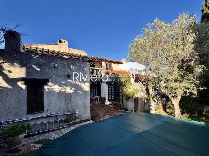 Image No.4-6 Bed House for sale