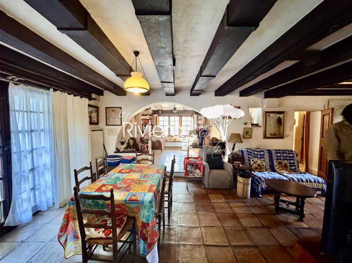 Image No.7-6 Bed House for sale