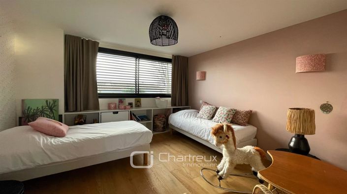 Image No.13-4 Bed House for sale